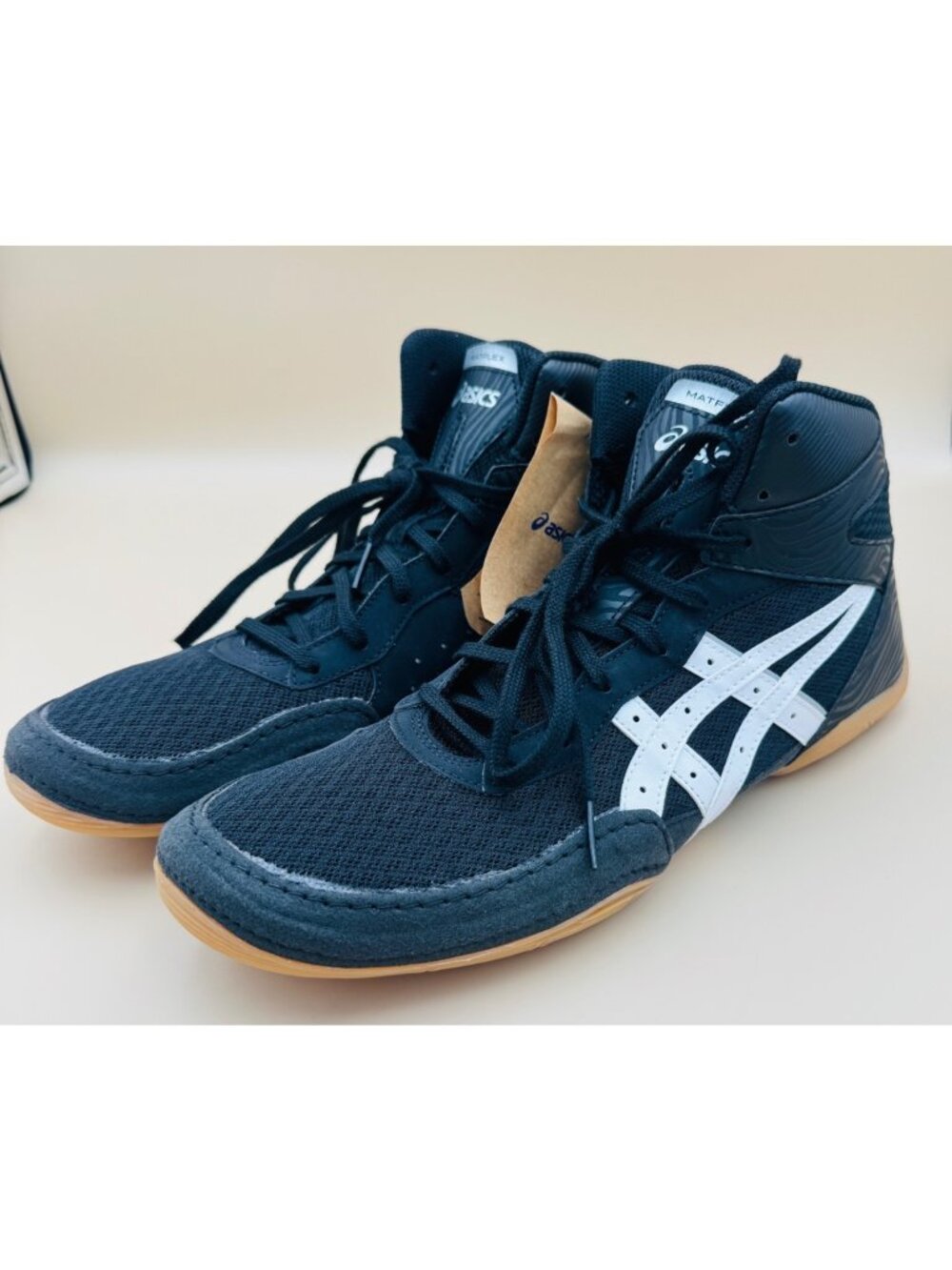 ASICS Matflex 7 Wrestling Shoes Men's 10.5 Black White Gum 1081A051-001 NWT